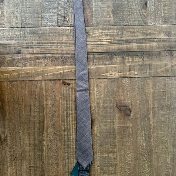 Eleventy tie - Picture 3 of 4